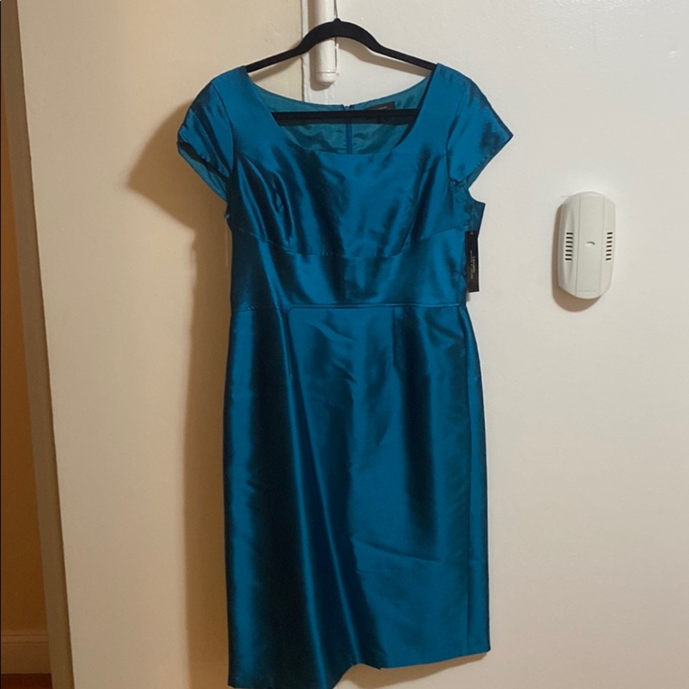 Tahari Arthur S. Levine Women’s Teal Dress